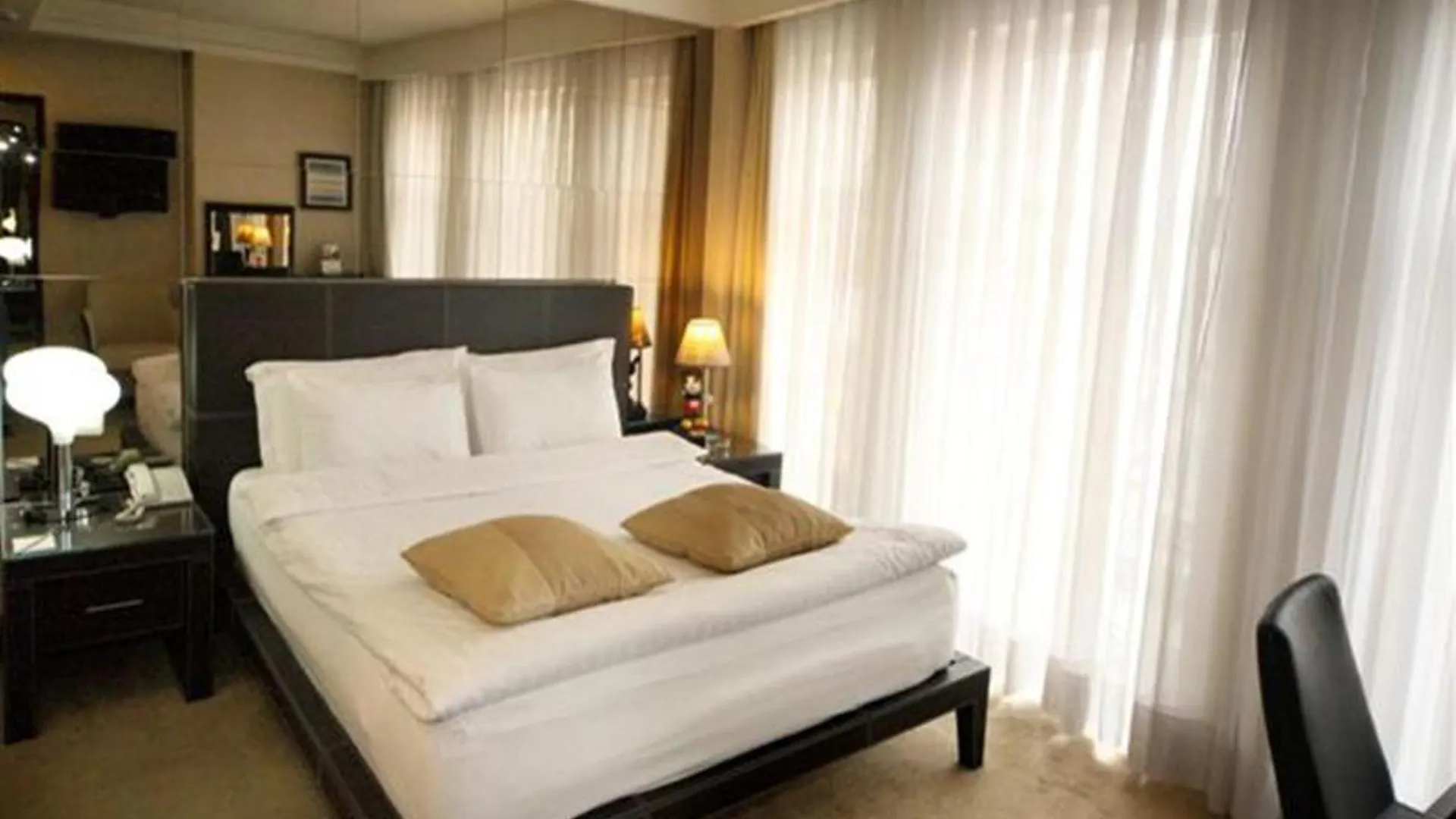 Cartoon Hotel Estambul 4*,